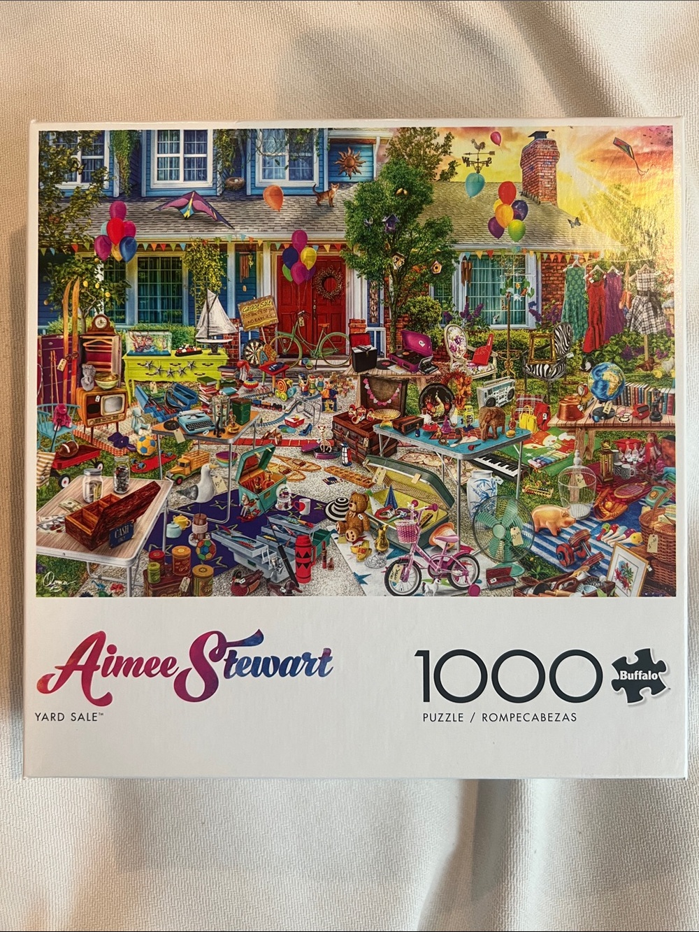 Aimee Stewart 1000-Piece Yard Sale Puzzle - Colorful Multi